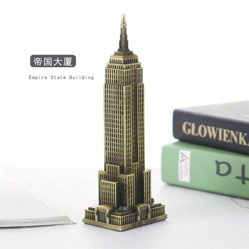 Guangzhou Tower model luminous Barbarian waist model Shangha