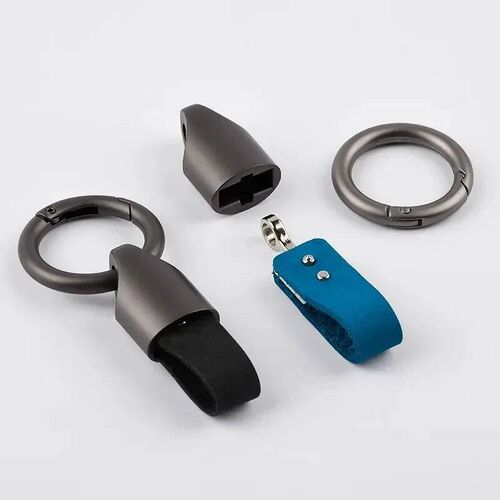 Luxury Men Women Key Chain Fashion Keychain Durable Leather