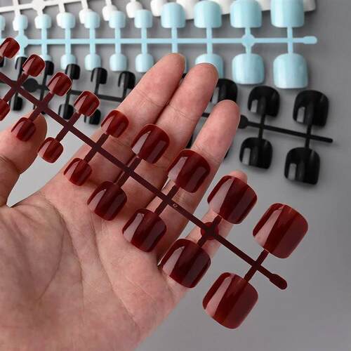 144pcs Short Square False Toe Nails Lake Blue/White/Red/Nude