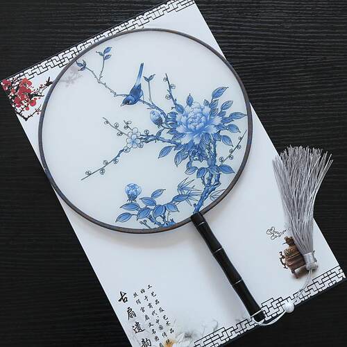 Women Fan Chinese gift craftwork girl fan Creative souvenir