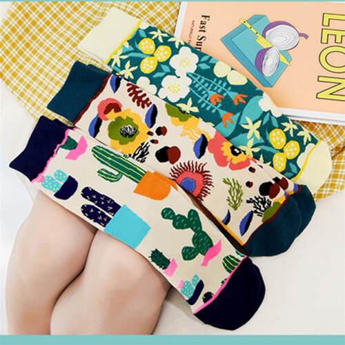 Plant Graffiti Cartoon  Fashion Straight Tube Trendy Socks