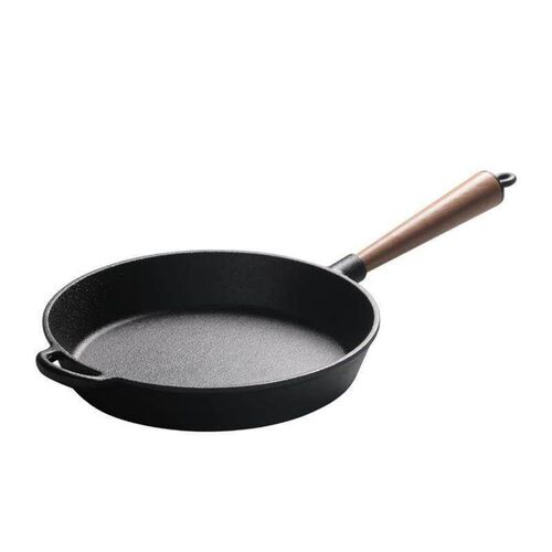 household cast iron pan with wooden handle frying pan