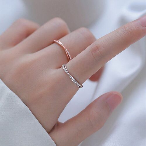 Fashion line ring simple cross ring temperament row diamond