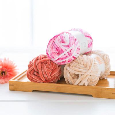 100g / 80M Chenille Velvet Yarn Knitting Wool Thick Warm Cro