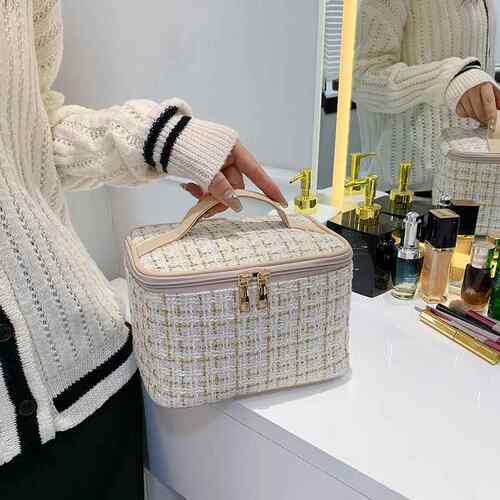 Chic Fashion Portable Large Capacity Cylinder Cosmetic Bag T