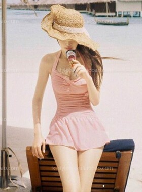 新款红色连体比基尼聚拢保守遮肚裙式吊带显瘦性感温泉泳衣女大码