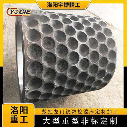洛阳厂家生产大型矿山机械配件辊皮挤压辊种类齐全