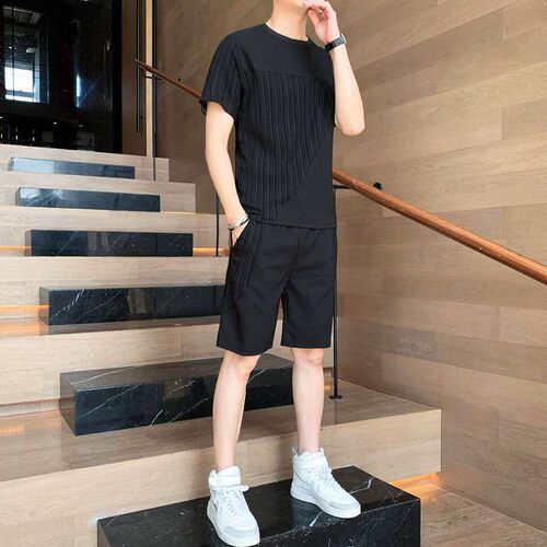 Mens Suit Summer Two-piece Fashionable Thin Ice Silk Short-