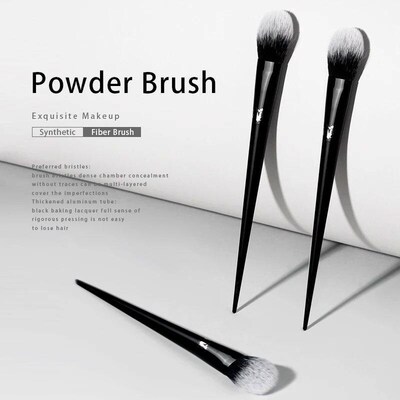 Kat Von D- Makeup Brush 25 Blush Brush Soft Fiber Hair