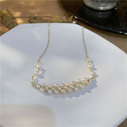 -Design Sense Natural Freshwater Pearl Small Flower Clavicle