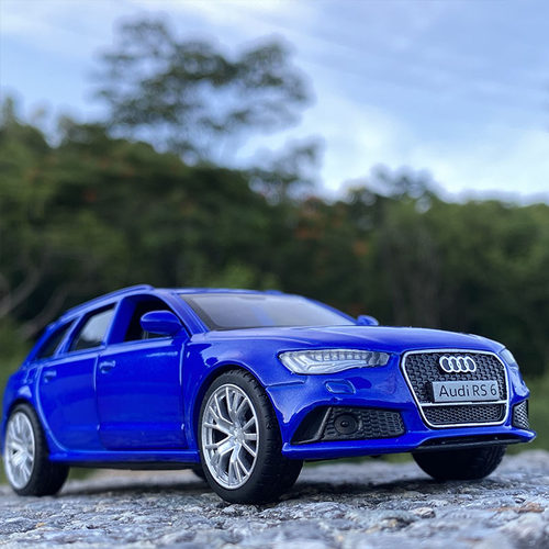 1:32 Audi RS6 Station Wagon Car Model Alloy Diecasts Toy Veh