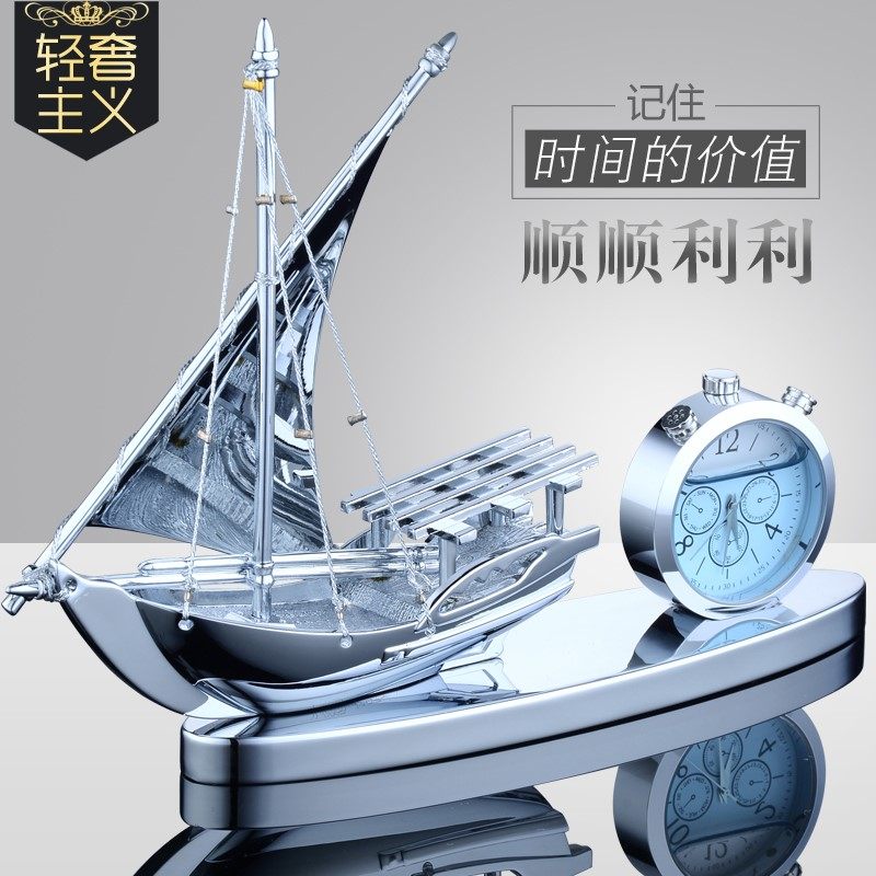 2022新款一帆风顺帆船车载香水摆件创意合金不褪色汽车男士装饰品