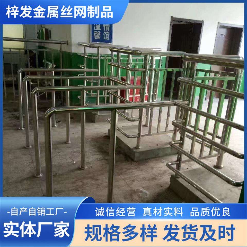 304不锈钢防护栏人行道天桥河道景观护栏扶手桥梁不锈钢防撞护栏