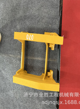 批发D85SS-2推土机护链架 引导轮 履带总成 涨紧油缸总成
