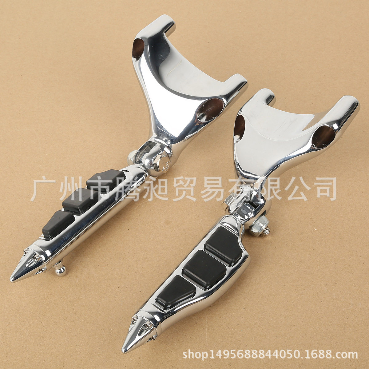 适用于哈雷XL883XL1200X487204-13年改装后脚踏支架乘客脚踏