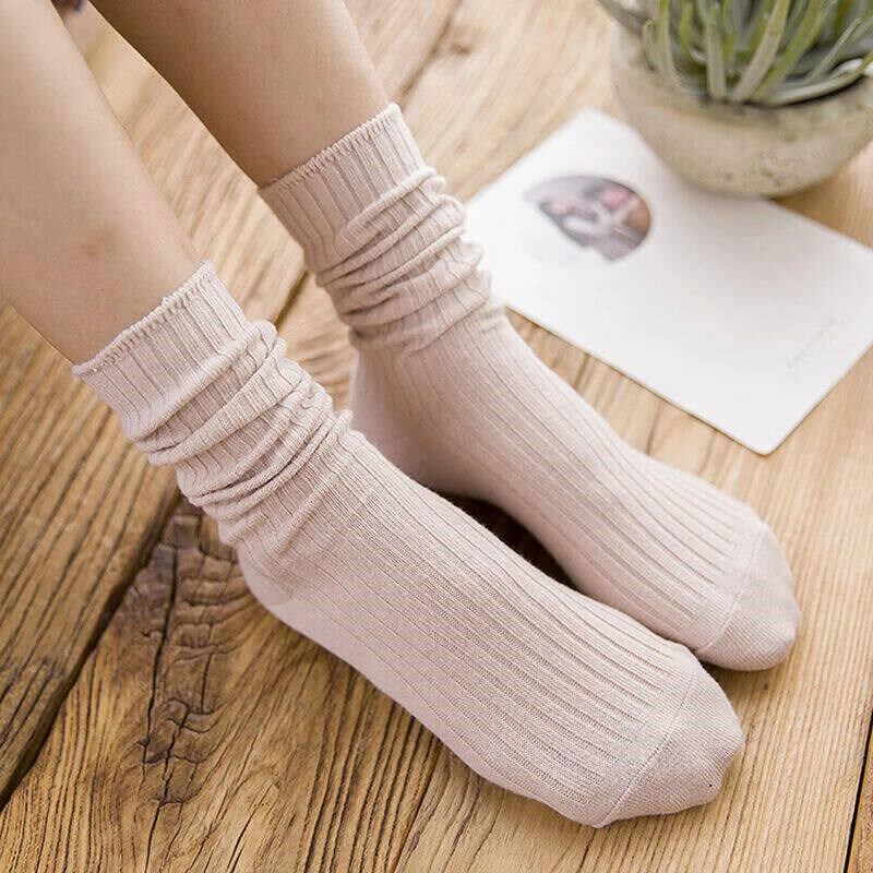 1 Pair Retro Women Cotton Loose Socks Autumn Winter Knitting - 实物图