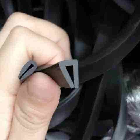 1/2/3/5/10M Black Rubber Edge Strip U Section Anti Oil Seal