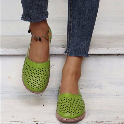 Womens Summer Flat Round Toe Sandals 2023 New Retro Button