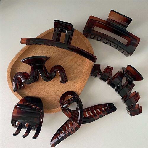 PC Brown Hawksbill Style Hair Geometric Grab Clip Back Head