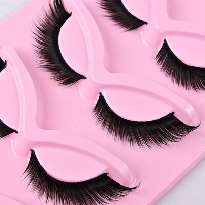 Exaggerated oblique flying sycophantic thick false eyelashes