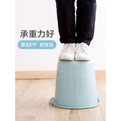 Portable large thickened water storage bucket for dormitory