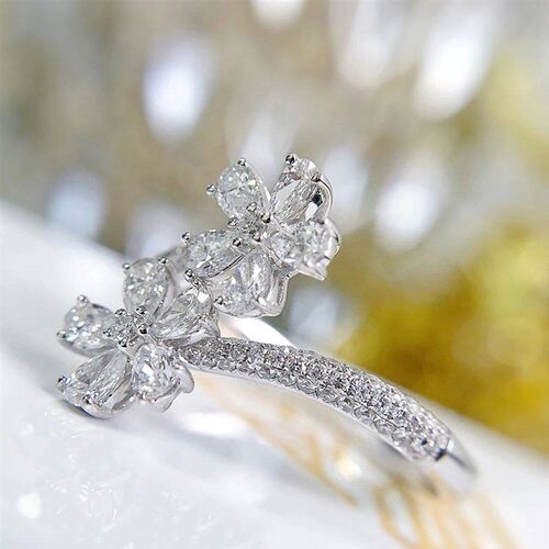 Huitan Temperament Sweet Flower Finger Rings for Lady Luxury