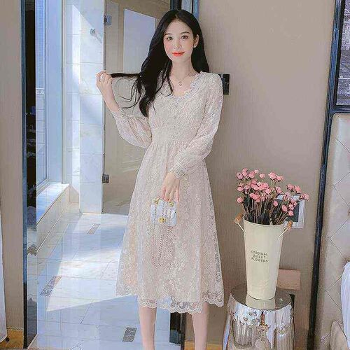 2019Autumn new mid-length waist slimming V-neck lace long sl