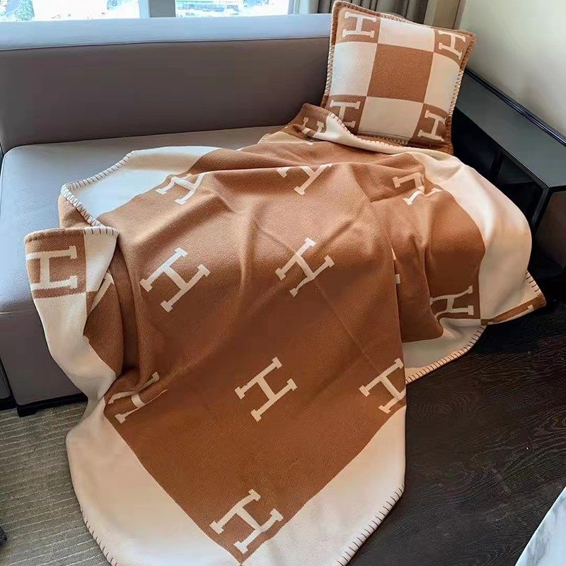 【原单版】3斤! H字母毛毯羊绒披肩盖毯h毛毯空调房h家毯子羊毛毯