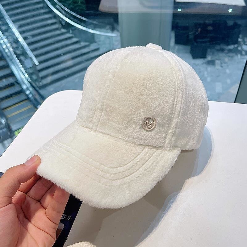 M Letter Rabbit Fur Blended Cap Ins Tide Female Autumn And W - 实物图