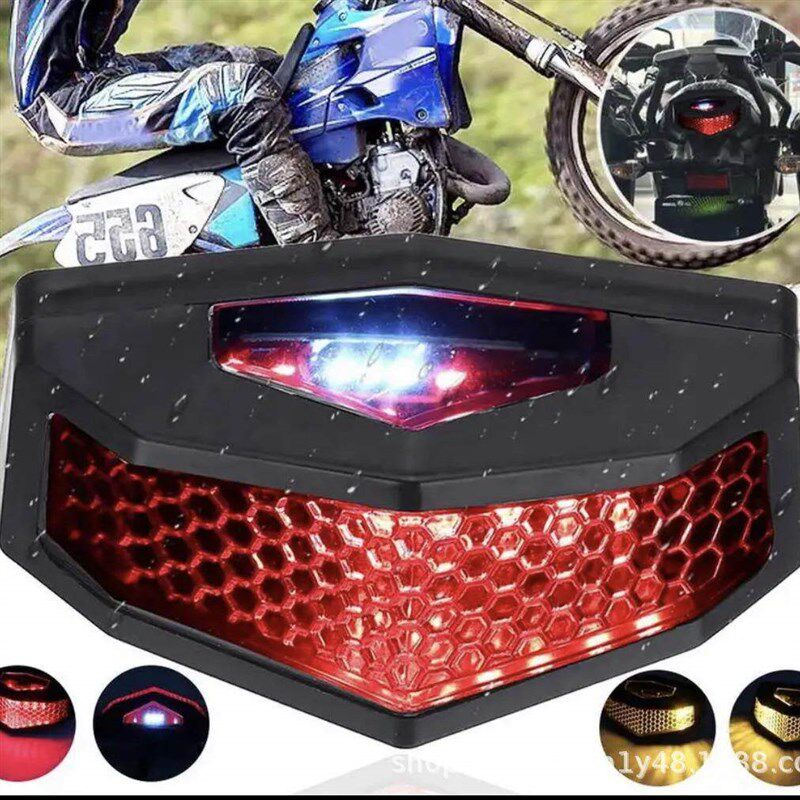 Motorcycle modified LED rear tail light brake light - 实物图