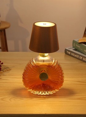 Wine Bottle LED Wireless Table Lamp 2000mAh 3 Colors Dimmabl