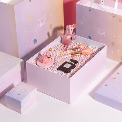 Gift box+complimentary accessories-Accompanied by a gift box