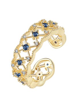 Retro Palace Hollow Lace Ring Blue Zircon Stylish and Person
