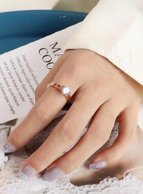 。Fashion Tanabata gift couple ring zircon ring simple titan