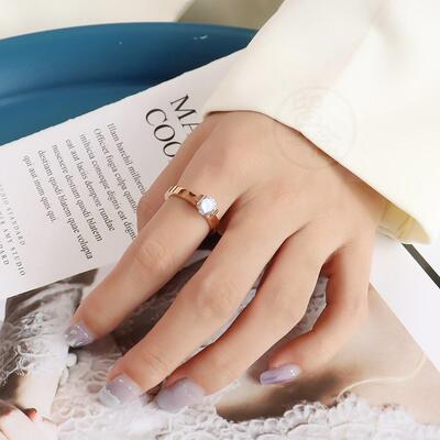 。Fashion Tanabata gift couple ring zircon ring simple titan