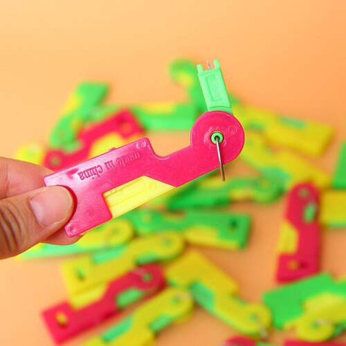 1Pcs Automatic Needle Threader Durable Plastic Handle Craft