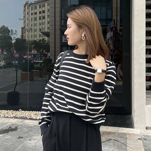 o-neck Black white stripe Loose Long sleeve sweaters 2022 wo