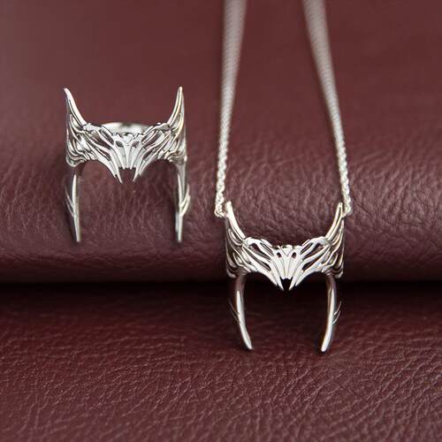 Superhero Movie Scarlet Witch Wanda Helmet Mask Cosplay Ring