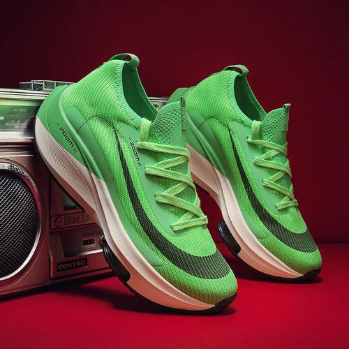 New Men Sport Casual Shoes Mesh Male Breathable Comfortable