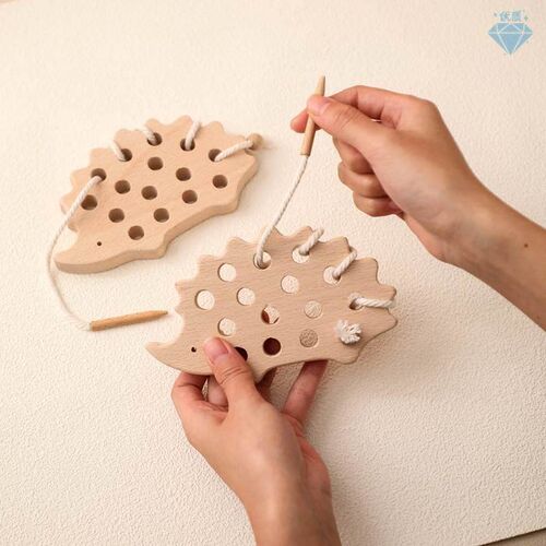 Educational Toys For Baby Animal Wooden Hedgehog Threading B