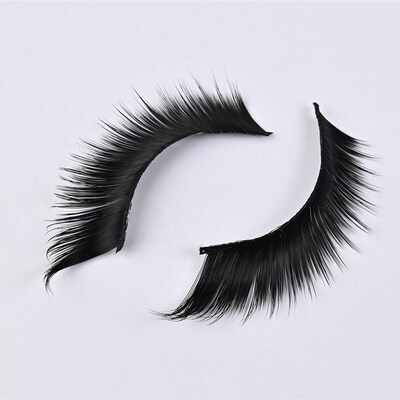 Exaggerated oblique flying sycophantic thick false eyelashes