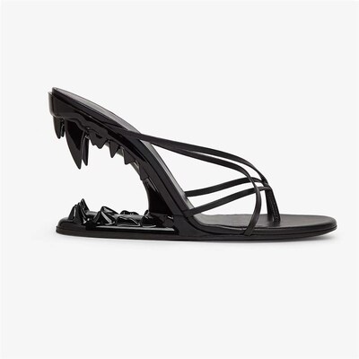 Newest design luxury shoes for women peculiar tiger teeth we