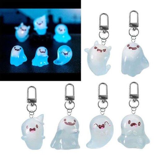 6Pcs Glowing In The Dark Specter Keychain Phantoms Pendant