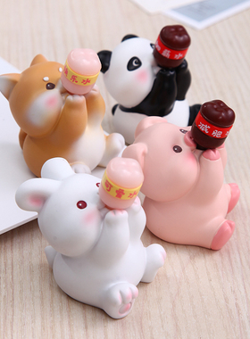 喝可乐的快乐吨吨吨猪摆件办公室桌面装饰日系治愈工位小摆件解压