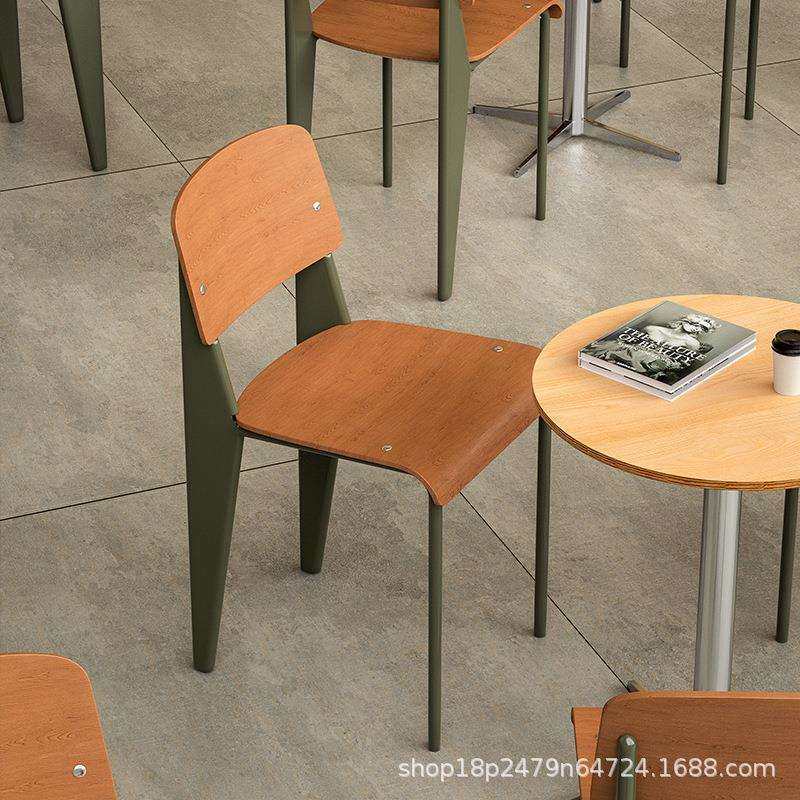 北欧复古风餐椅设计师款标准椅家用铁艺实木靠背餐厅简约椅子,鲜花速递/花卉仿真/绿植园艺,割草机/草坪机,淘宝优惠券,粉丝福利购,淘宝优惠卷