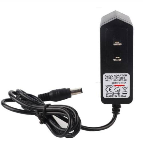 电池盒DC8.4V/USB5V带线双接口18650电池盒8.4V电池组盒