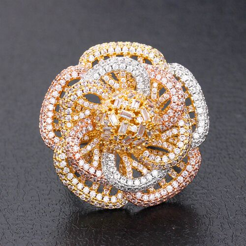 Bride Talk Beautiful Flower Shape Romantic Bridal Ring Cubic