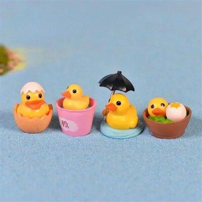 4PCS Random Styles Cute Duck Creative Shape Micro Landscape