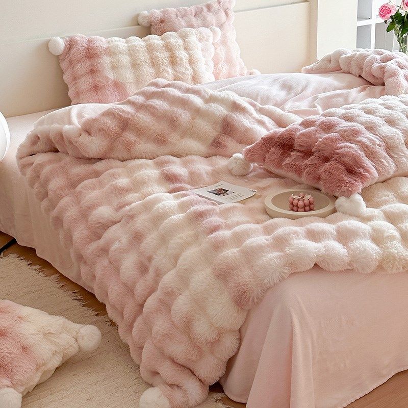 冬季加厚獭兔毛四件少女心毛球保暖珊瑚绒被床上用品粉色,床上用品,床品套件/四件套/多件套,淘宝优惠券,粉丝福利购,淘宝优惠卷