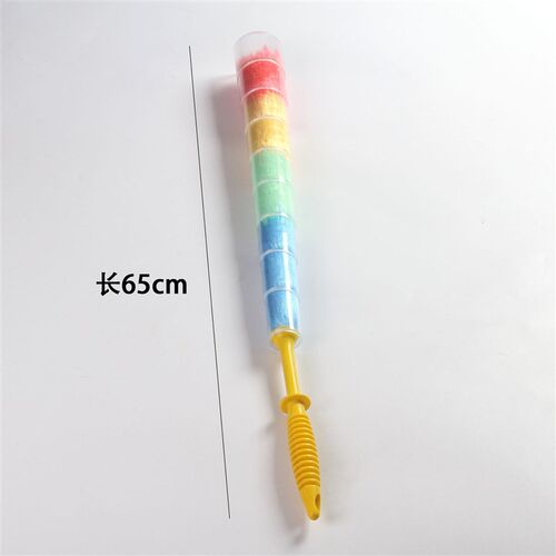 Duster feather duster can be bent for dust prevention